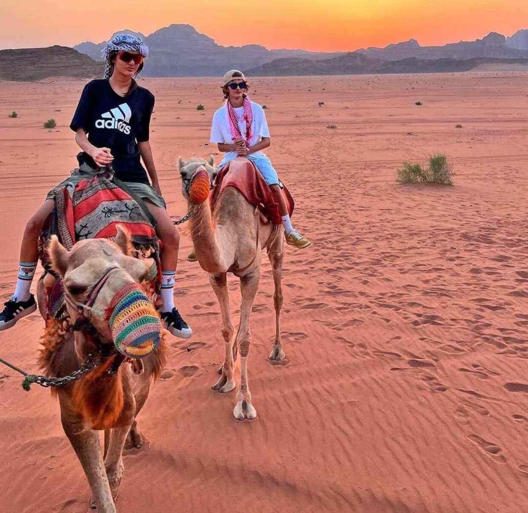 Wadi Rum Under Stars Exterior photo