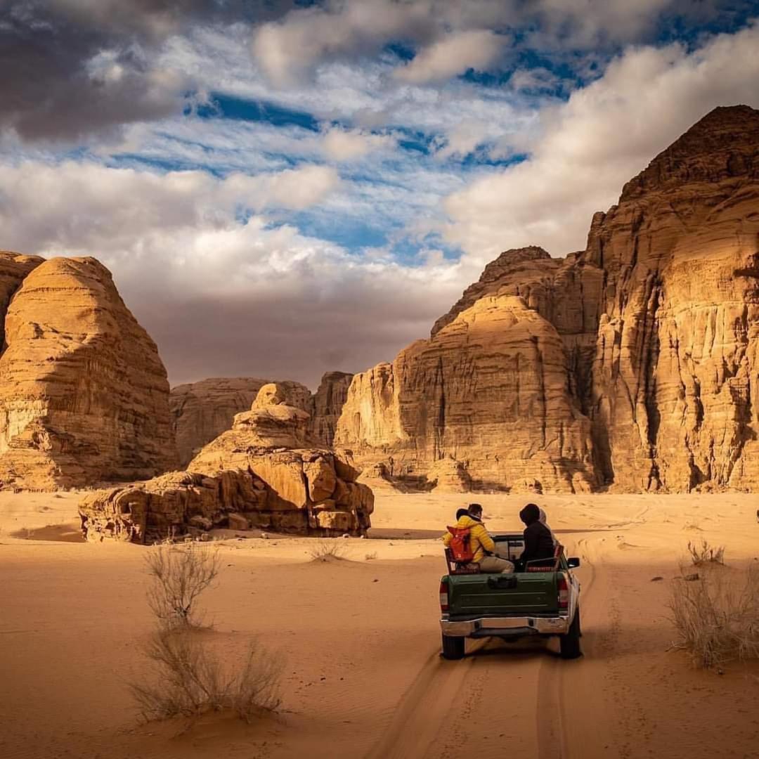 Wadi Rum Under Stars Exterior photo